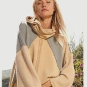 BRAND NEW!! POL Oversized Cowl Neck Sweater